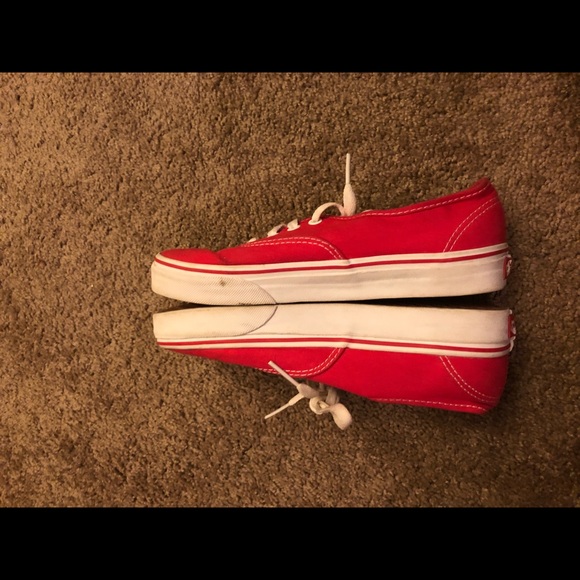 VANS - Picture 2 of 2